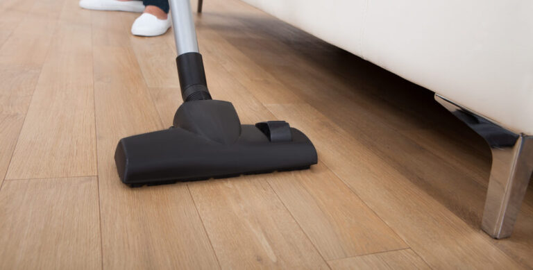 Can You Vacuum Hardwood Floors? A Complete Guide⚙️